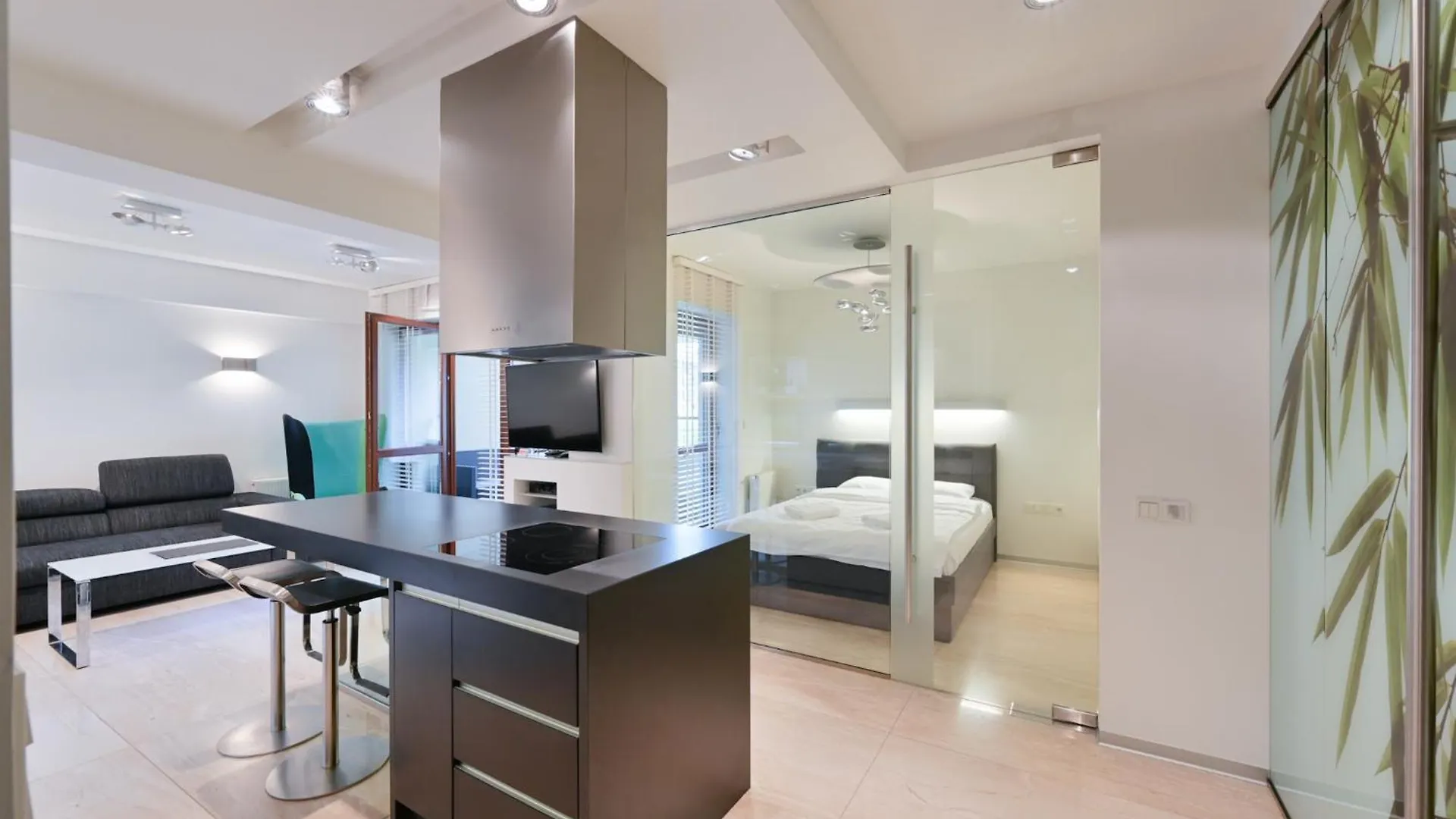 Rentplanet - Apartament Przemyslowa Krakow
