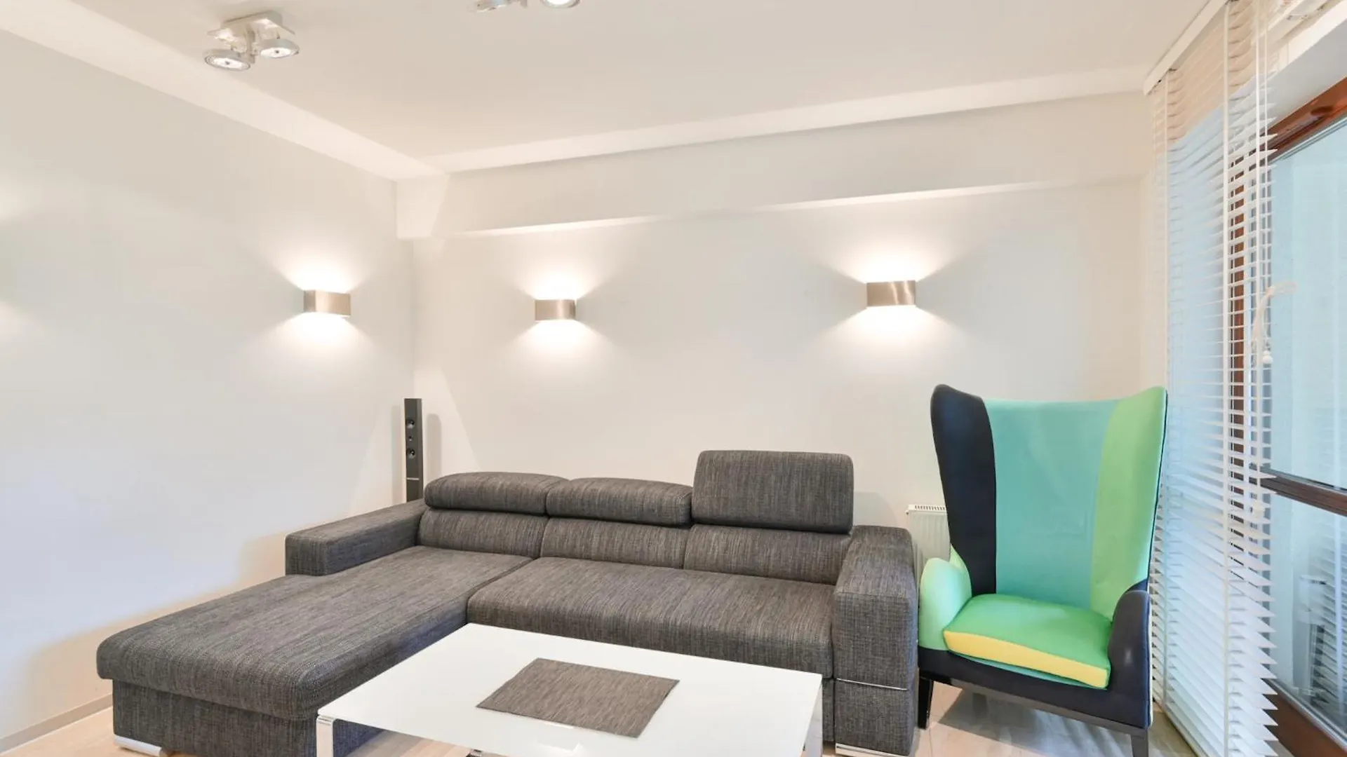 Rentplanet - Apartament Przemyslowa Krakow 0*,  Poland